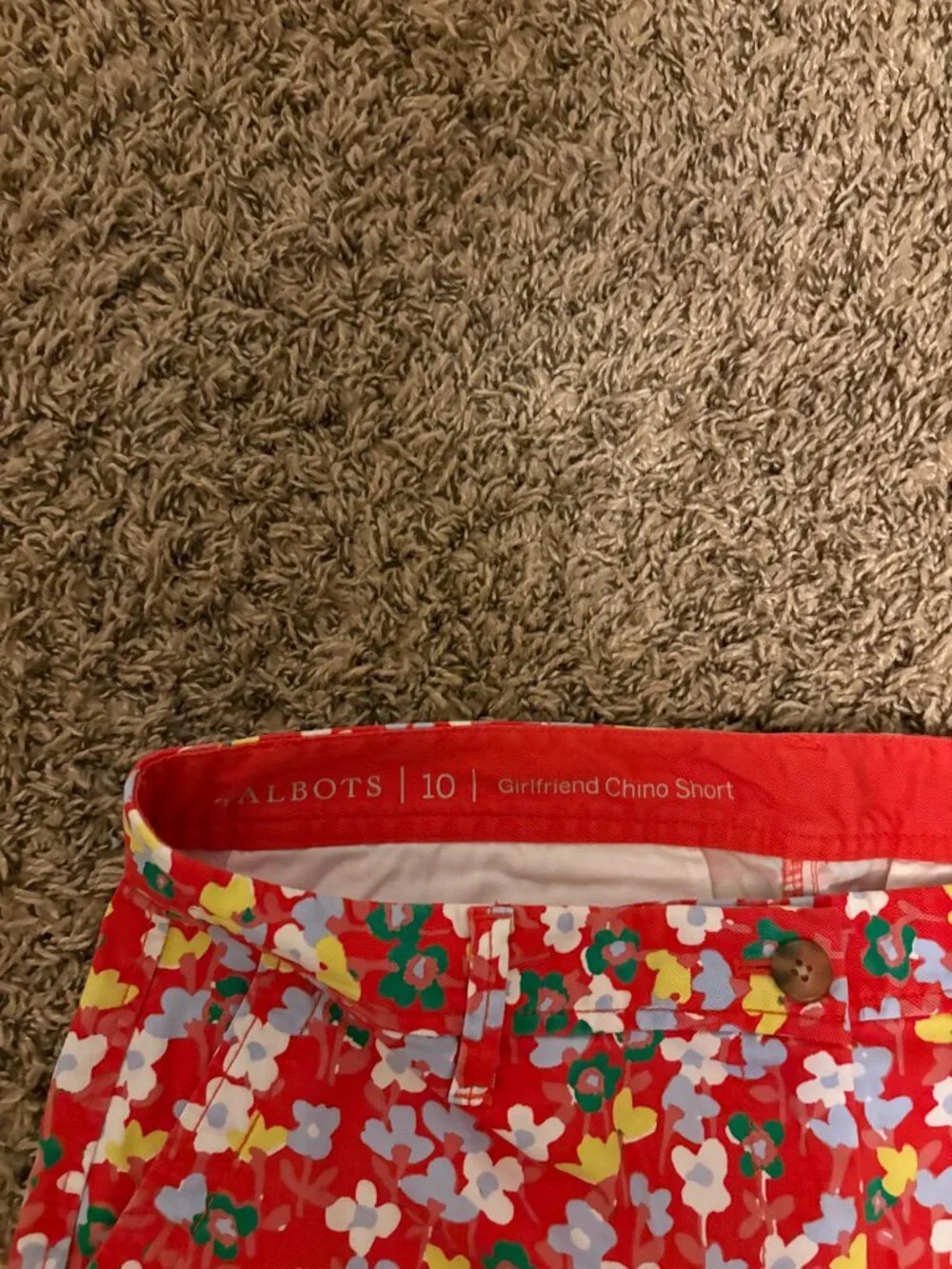Talbots Girlfriend Chino Shorts Size 10 Red Floral Print Cotton Blend Pockets